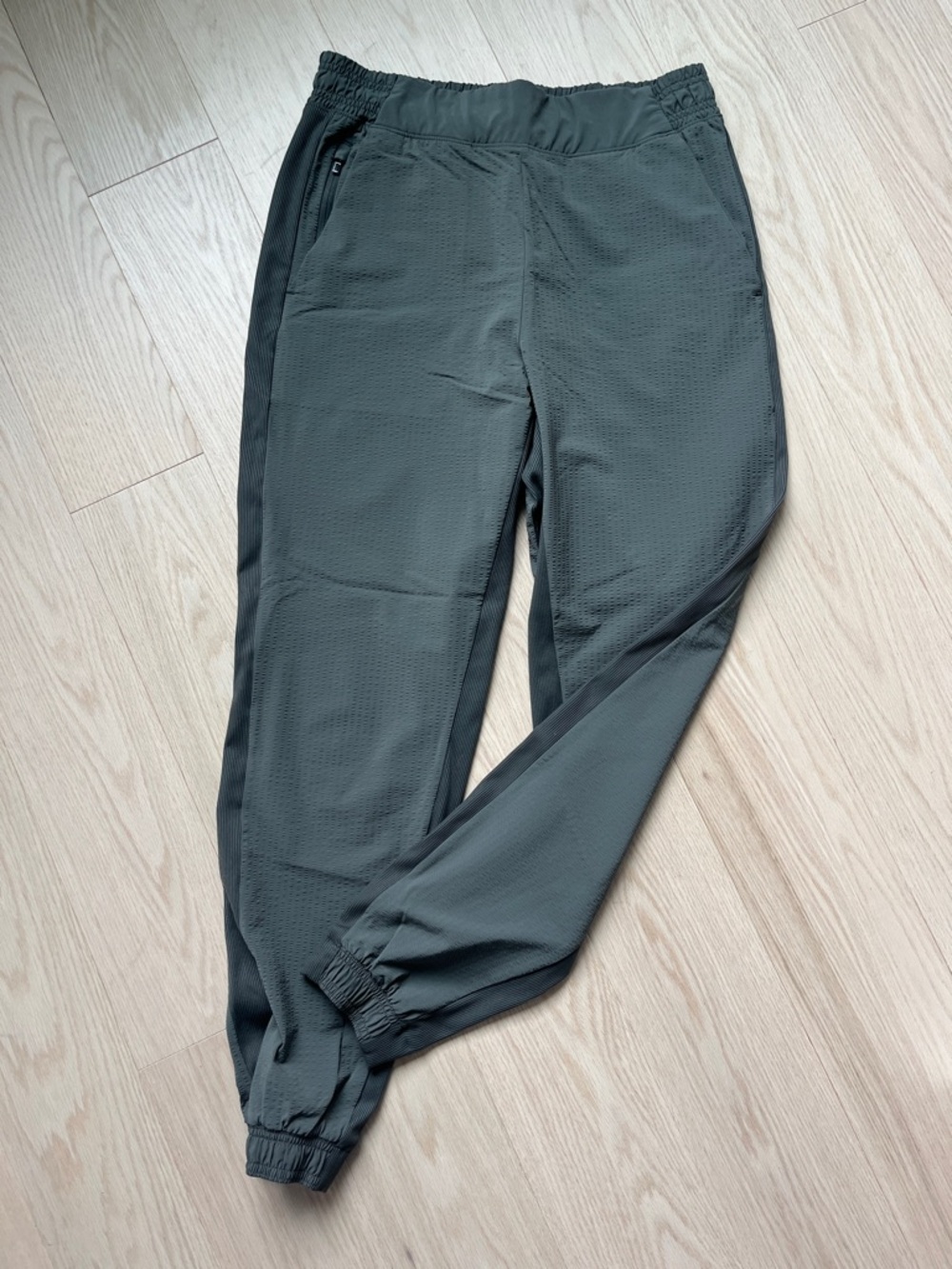 Athleta Textured Brooklyn Jogger